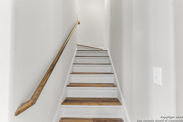 Image 16 of 23 For 13106 Fairacres Way