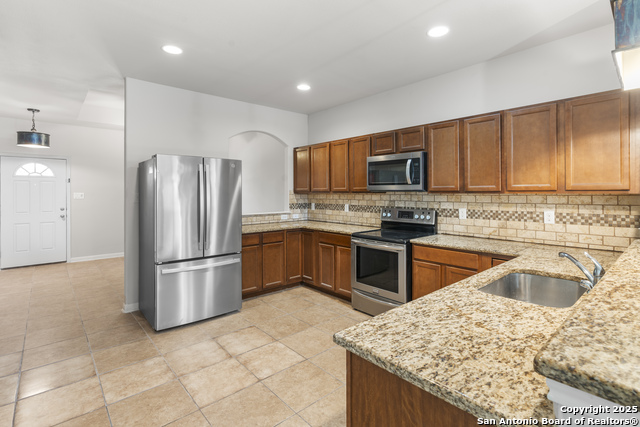 Image 4 of 23 For 13106 Fairacres Way