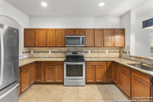 Image 6 of 23 For 13106 Fairacres Way