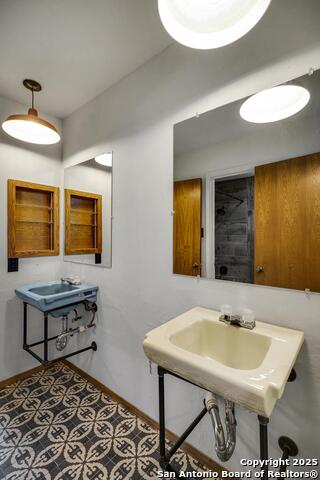 Image 25 of 49 For 9616 Azalea Cir