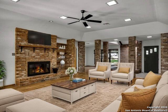 Image 3 of 49 For 9616 Azalea Cir