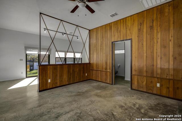 Image 33 of 49 For 9616 Azalea Cir