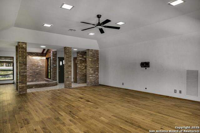 Image 4 of 49 For 9616 Azalea Cir