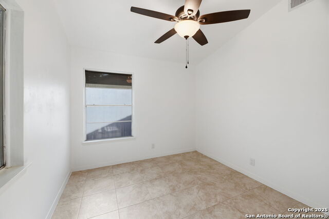 Image 12 of 20 For 9719 La Rue  