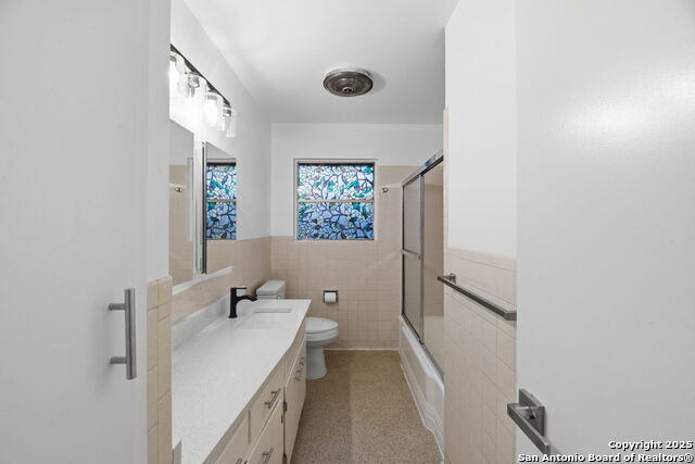 Image 15 of 20 For 9719 La Rue  