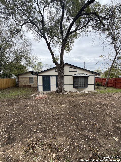 Image 19 of 20 For 101 Young  