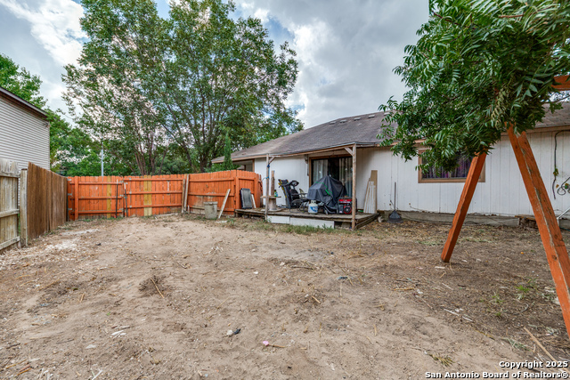 Image 24 of 26 For 11335 Tabletop Ln