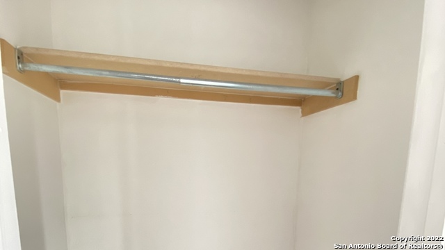 Listing photo id 7 for 428 Burnet Ave  A