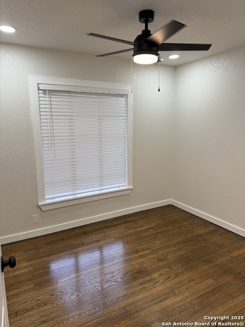 Image 18 of 28 For 706 Burwood  