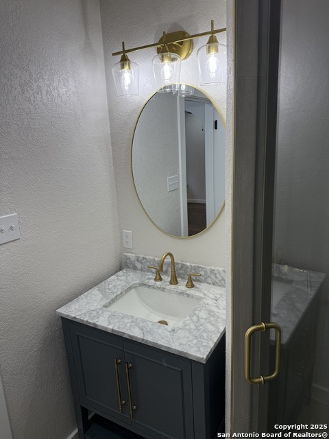 Image 26 of 28 For 706 Burwood  