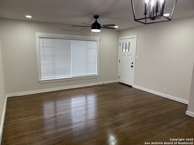 Image 4 of 28 For 706 Burwood  