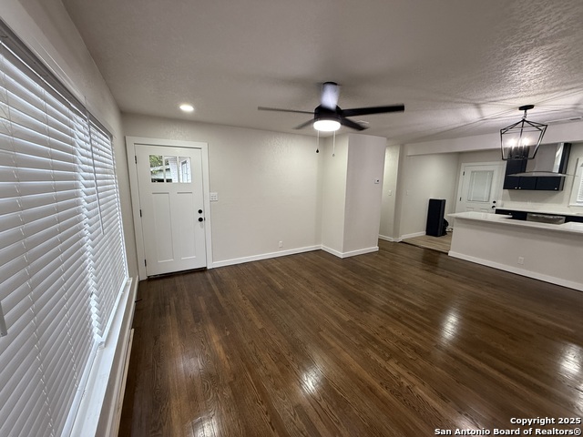 Image 5 of 28 For 706 Burwood  