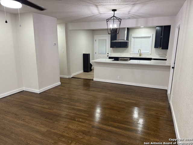 Image 8 of 28 For 706 Burwood  