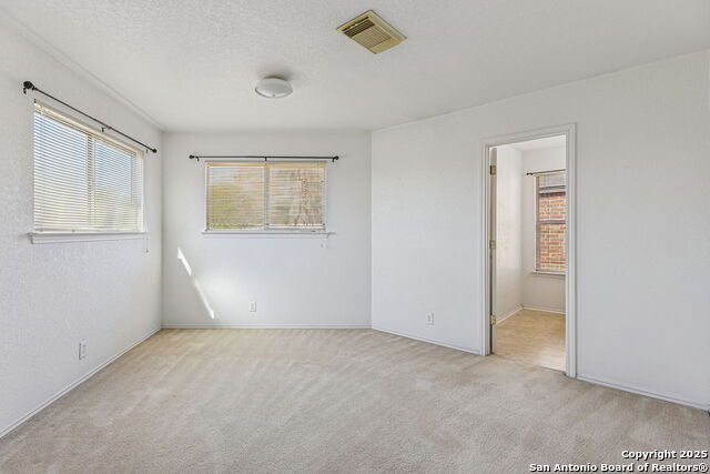 Image 32 of 46 For 419 Talon Ridge