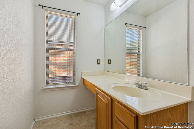 Image 36 of 46 For 419 Talon Ridge