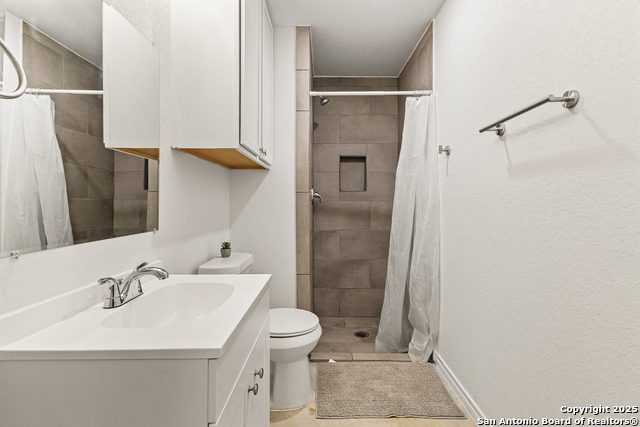 Image 19 of 44 For 128 County Road 2672