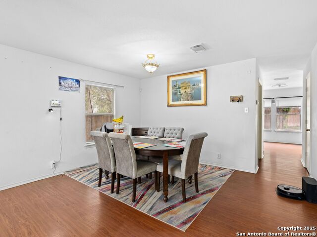 Image 6 of 28 For 2 Fannin Post