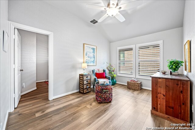 Image 23 of 45 For 2711 Trinity Glade