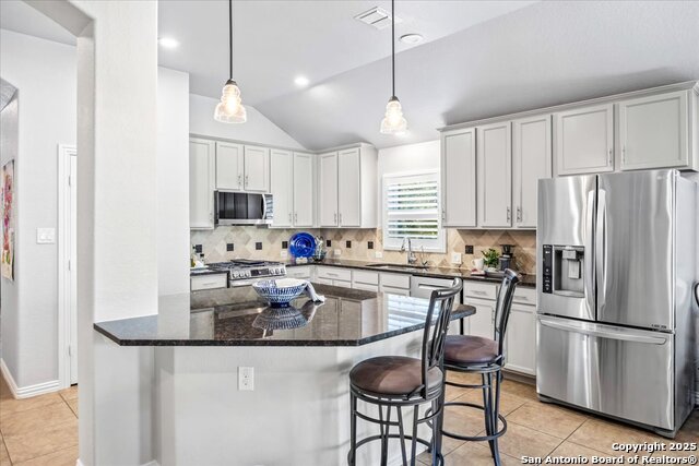 Image 4 of 45 For 2711 Trinity Glade