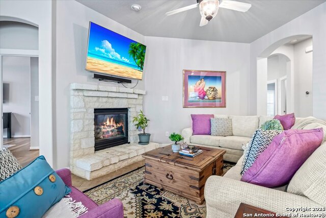 Image 9 of 45 For 2711 Trinity Glade