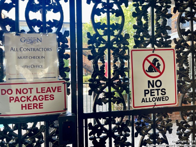 Image 15 of 22 For 8401 New Braunfels N 120a & 121