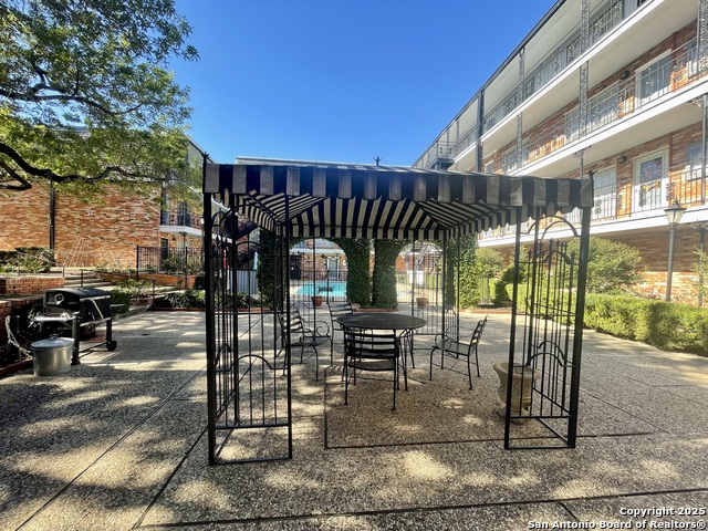 Image 20 of 22 For 8401 New Braunfels N 120a & 121