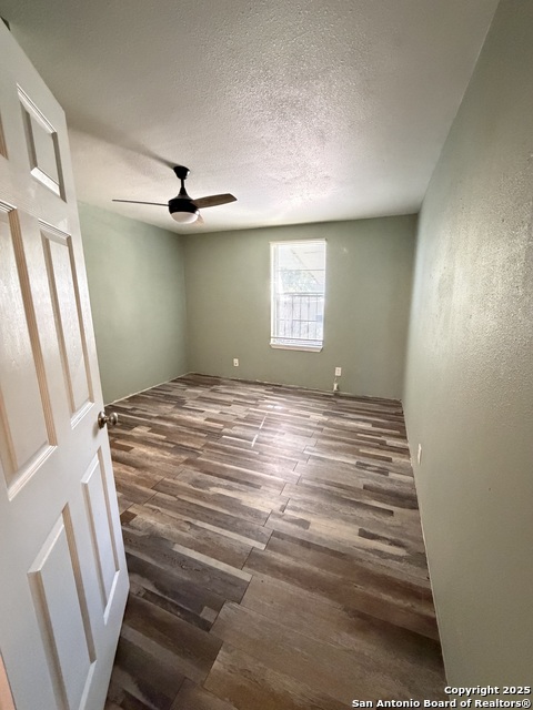 Listing photo id 13 for 702 Patton  