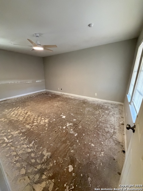 Listing photo id 16 for 702 Patton  