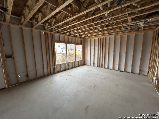 Image 13 of 38 For 7115 Lower Crossing