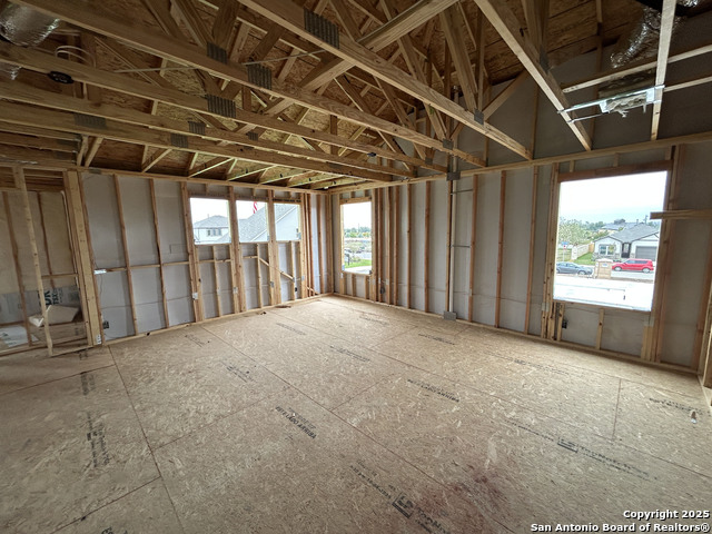 Image 17 of 38 For 7115 Lower Crossing