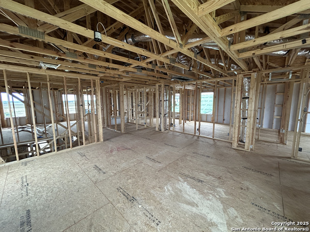 Image 18 of 38 For 7115 Lower Crossing