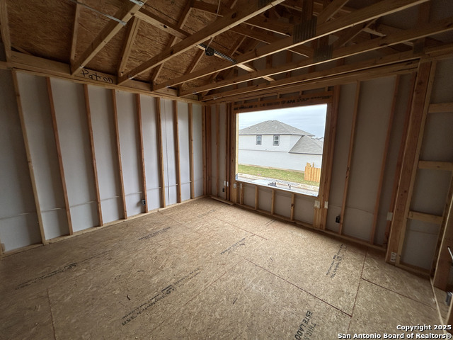 Image 23 of 38 For 7115 Lower Crossing