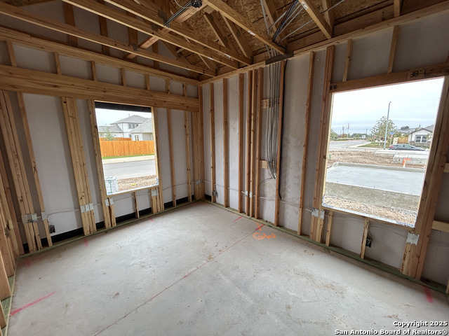 Image 25 of 38 For 7115 Lower Crossing