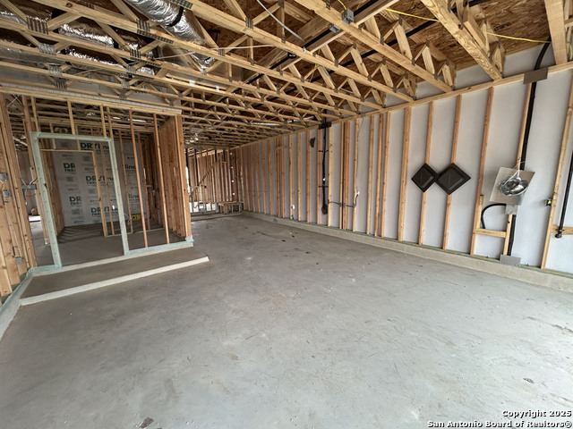 Image 28 of 38 For 7115 Lower Crossing