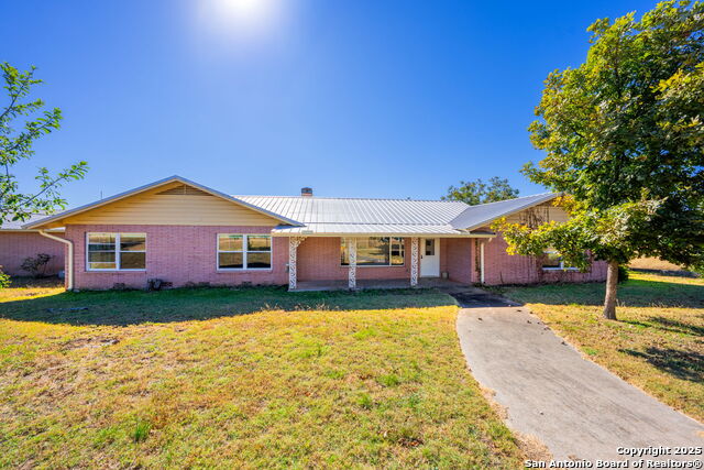 Image 2 of 31 For 88 Oak Alley