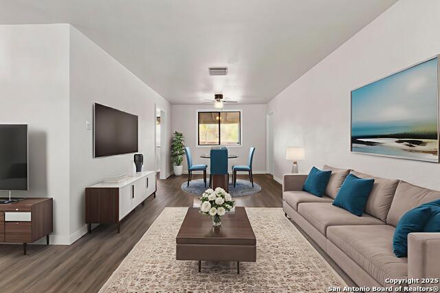 Image 11 of 50 For 8211 Quail Creek