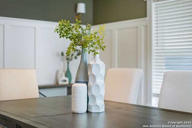 Image 25 of 36 For 16415 Hillview Pass Dr