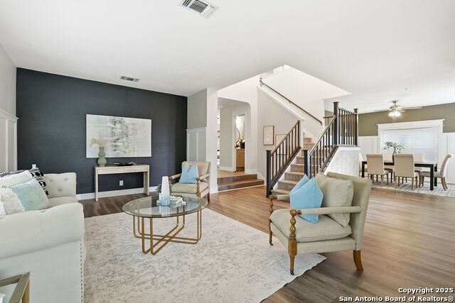 Image 6 of 36 For 16415 Hillview Pass Dr