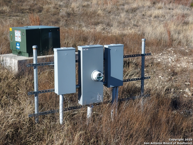Image 4 of 8 For 466 Majestic Oak