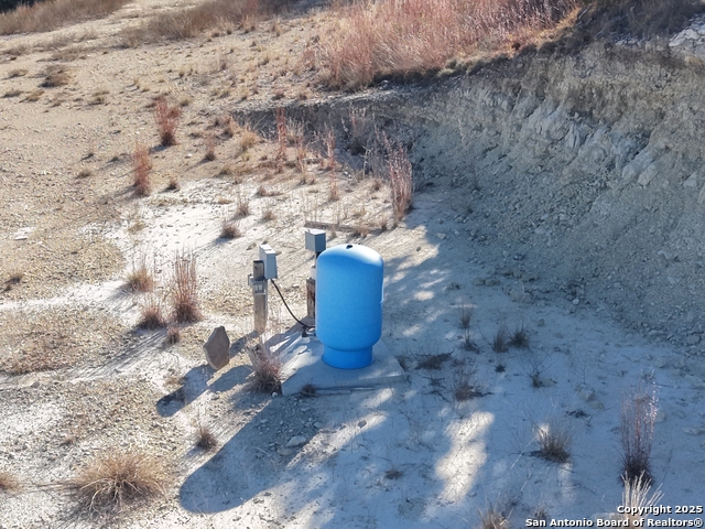 Image 5 of 8 For 466 Majestic Oak