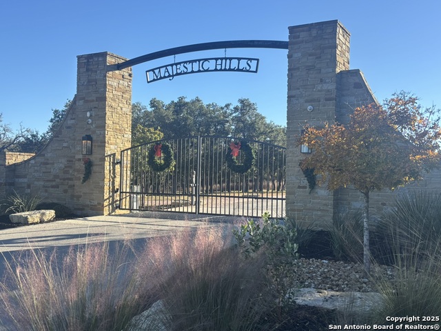 Image 7 of 8 For 466 Majestic Oak