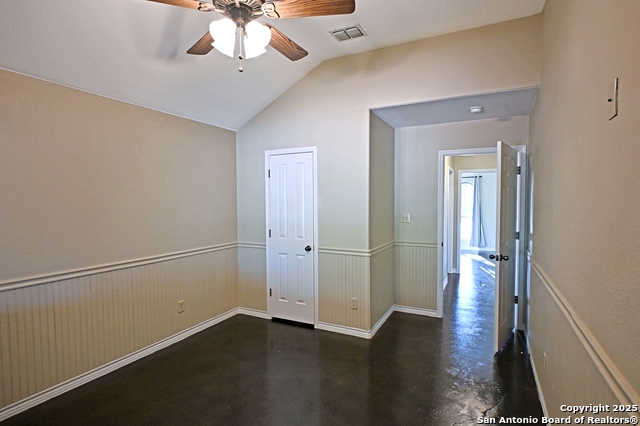 Image 21 of 33 For 2223 Sun Chase Blvd