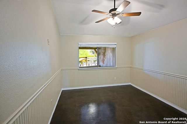 Image 22 of 33 For 2223 Sun Chase Blvd