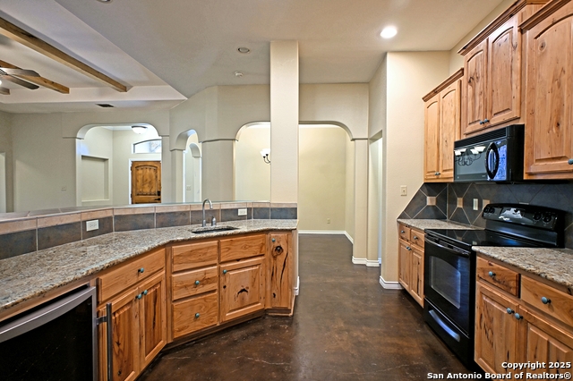 Image 9 of 33 For 2223 Sun Chase Blvd