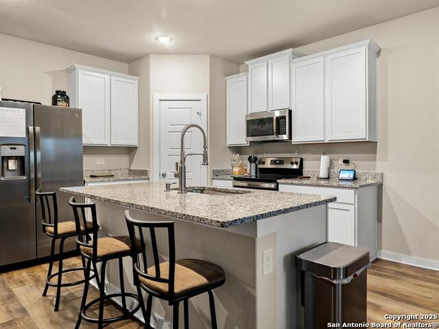 Listing photo id 10 for 6814 Emerald Valley