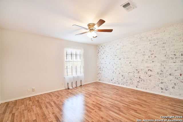 Image 15 of 26 For 9722 Berryville