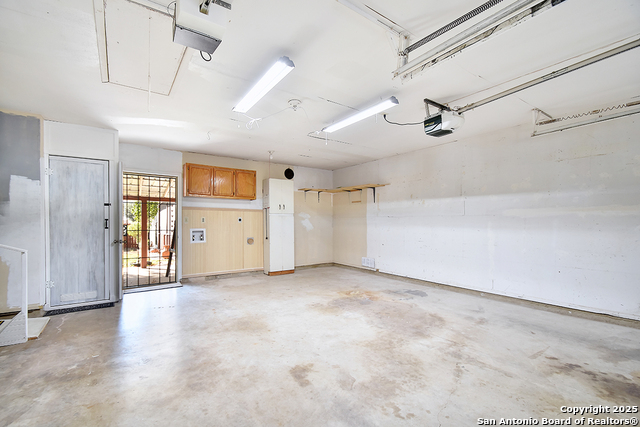 Image 24 of 26 For 9722 Berryville