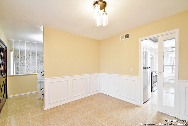 Image 7 of 26 For 9722 Berryville