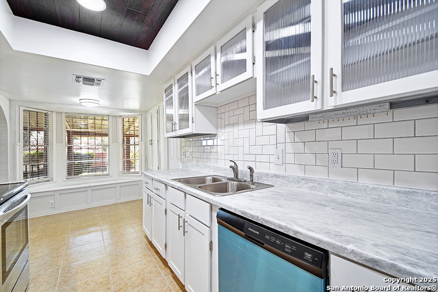 Image 8 of 26 For 9722 Berryville