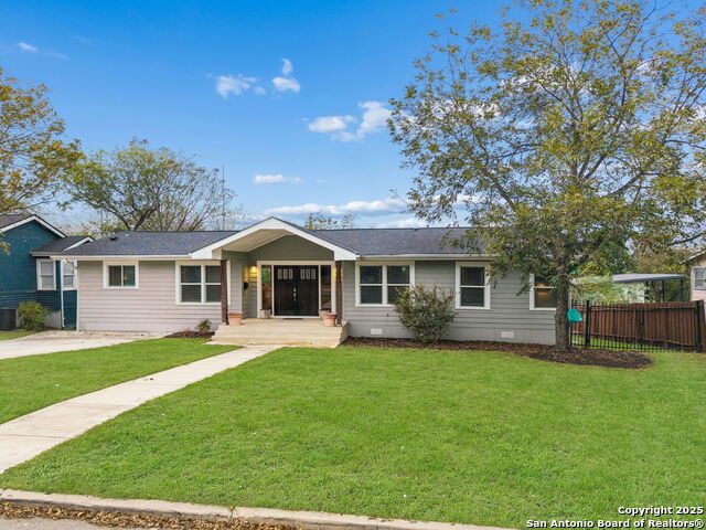 Image 2 of 42 For 119 Blakeley Dr